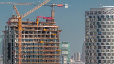 Lüks Dubai şehrinde modern gökdelenlerin inşası, Birleşik Arap Emirlikleri