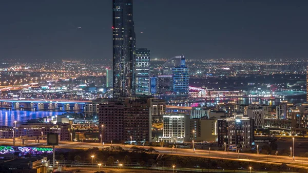 Nachtrhythmus der Stadt Dubai im Zeitraffer aus der Luft — Stockfoto