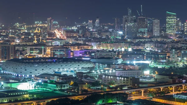 Belle vue sur les lumières vives de Dubaï timelapse aérienne — Photo