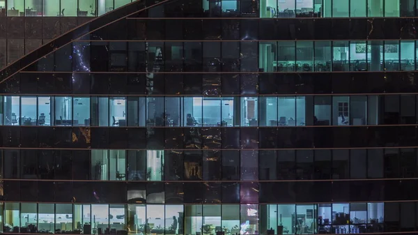 Vista aérea de luzes de janelas de escritórios em Dubai Timelapse aéreo — Fotografia de Stock