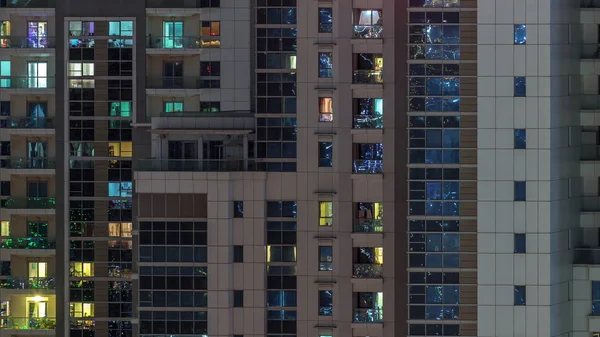Luzes de janelas de escritórios em Dubai Aerial Timelapse — Fotografia de Stock
