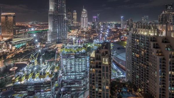 Удивительный вид с воздуха на небоскребы в центре Дубая, Дубай, ОАЭ — стоковое фото