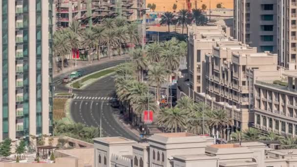 Timelapse de tráfico de intersección en Mohammed Bin Rashid Boulevard — Vídeos de Stock