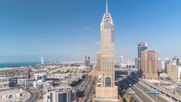 Skyline internet cidade com cruzamento Sheikh Zayed Road espaço aéreo timelapse — Vídeo de Stock