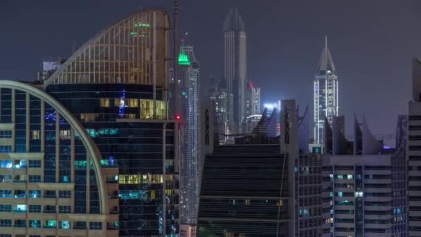 Jumeirah Lake Towers quartier résidentiel nuit aérienne timelapse près de Dubai Marina — Video