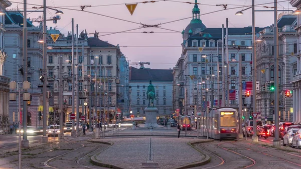 Monument to Schwarzenberg on Schwarzenbergplatz square day to night timelapse in Vienna. Austria — Stock Photo, Image