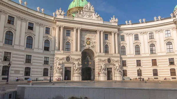 Hofburg palácio timelapse hyperlapse em Viena, Áustria . — Fotografia de Stock