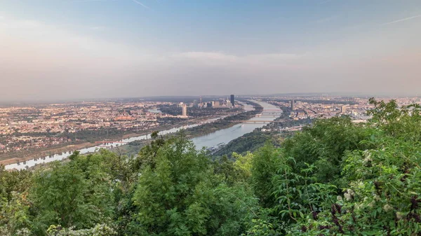 Skyline of Vienna from Danube Viewpoint Leopoldsberg aerial timelapse. — 스톡 사진