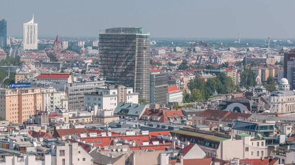 Panorámás légi kilátás Bécsre, Ausztriára, a Szent István-székesegyház déli tornyából — Stock Fotó