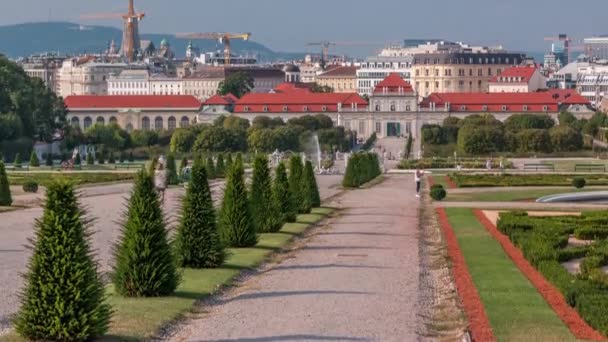 Palacio Belvedere con hermoso jardín floral timelapse, Viena Austria — Vídeos de Stock