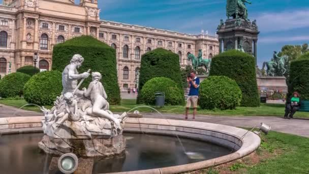 Kaiserin Maria Theresien Denkmal Zeitraffer und Kunsthistorisches Museum in Wien, Österreich. — Stockvideo