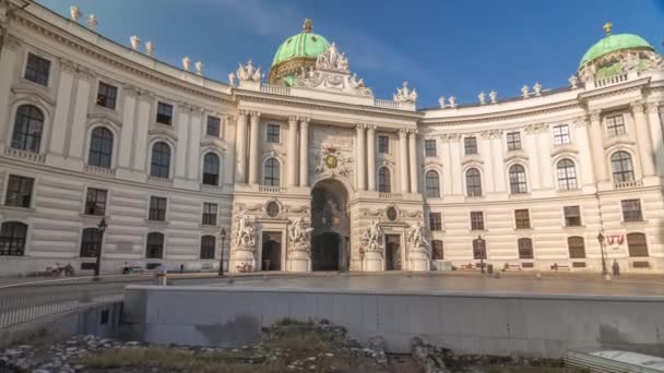 Hofburg palacio timelapse hiperlapso en Viena, Austria . — Vídeo de stock