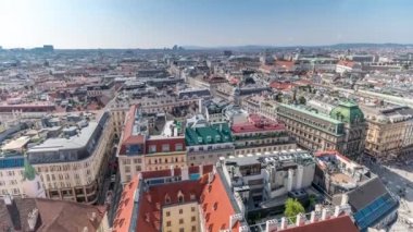 St. Stephens Katedrali 'nin güney kulesinden Viyana' nın panoramik hava manzarası.