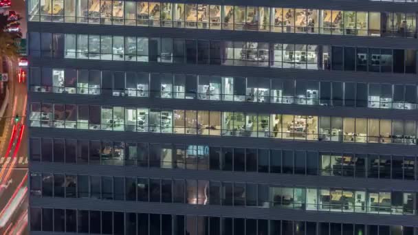 Skyline vy över korsningen trafik på Al Saada Street nära DIFC Night Timelapse i Dubai, UAE. — Stockvideo