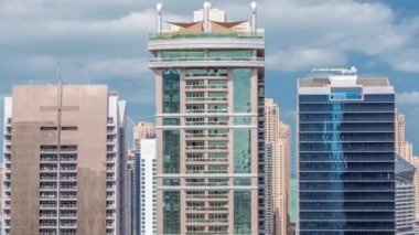 Dubai'de Jumeirah göl kuleleri ilçe timelapse konut daire ve ofisler