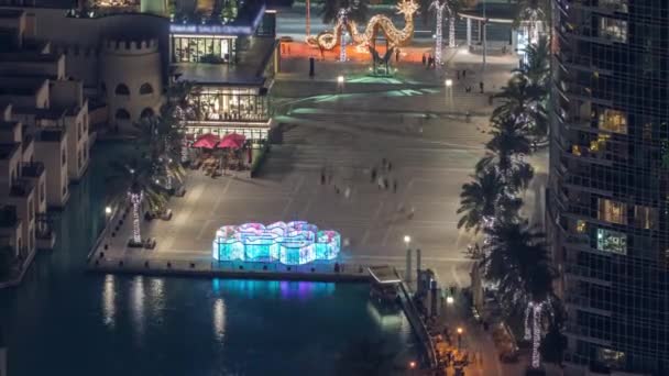 Dubai Downtown met fonteinen gebied in de buurt van Mall en Souk Night timelapse. — Stockvideo