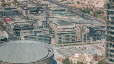 Dubai City Walk ve arena timelapse için havadan görünüm.