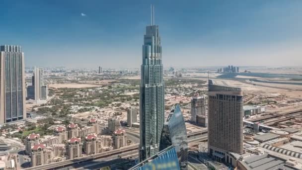 Dubai International Financial Centre distrito con rascacielos modernos timelapse — Vídeo de stock