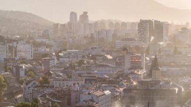 Saraybosna 'nın tarihi şehir merkezinin panoramik hava manzarası