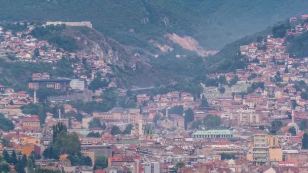 Luftaufnahme des historischen Teils der Stadt Sarajevo im Zeitraffer. — Stockvideo