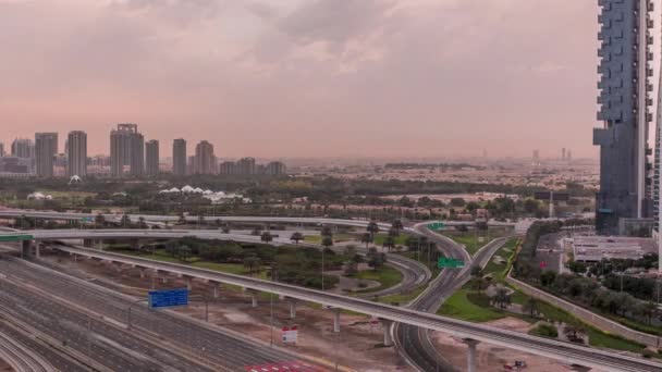 Letecký pohled shora na Sheikh Zayed silnici v blízkosti Dubai Marina a Jlt timelapse, Dubaj. — Stock video