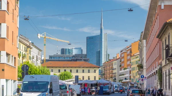 Skyscraper Modern Historic Buildings Milan Timelapse Street Shops Market Cars — Stock Photo, Image