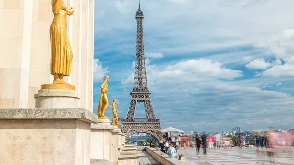 Eiffel Tower Golden Statues Women Sun Light Timelapse Trocadero Square — Stock Photo, Image