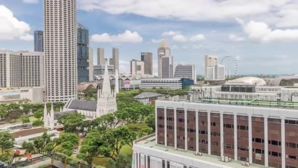 Catedral de St. Andrews, cronologia aérea. É uma catedral anglicana em Singapura, a maior catedral do país . — Vídeo de Stock