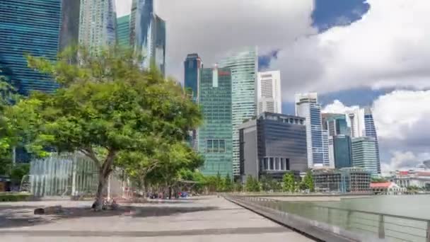 Üzleti Financial Downtown City és felhőkarcolók Tower Building at Marina Bay timelapse hyperlapse, Szingapúr, — Stock videók