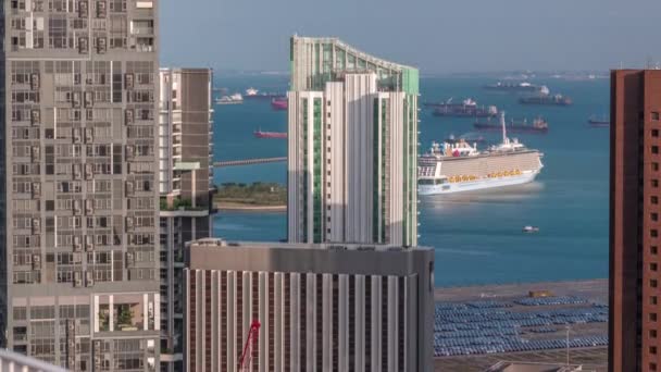 Singapore Cruise Centre jest terminalem rejsowym linii lotniczych w HarbourFront. — Wideo stockowe