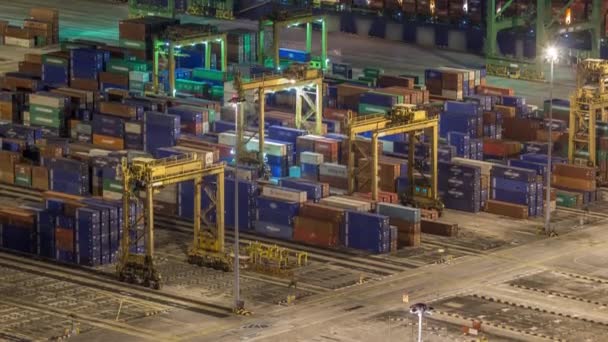 Puerto comercial de Singapur timelapse noche aérea . — Vídeo de stock