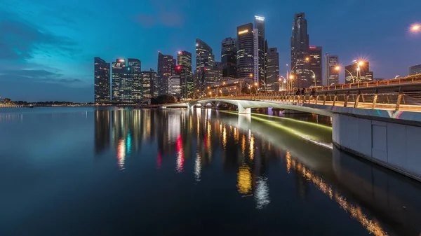 Esplanade Bridge Downtown Core Skyscrapers Background Singapore Night Day Transition — Stock Photo, Image