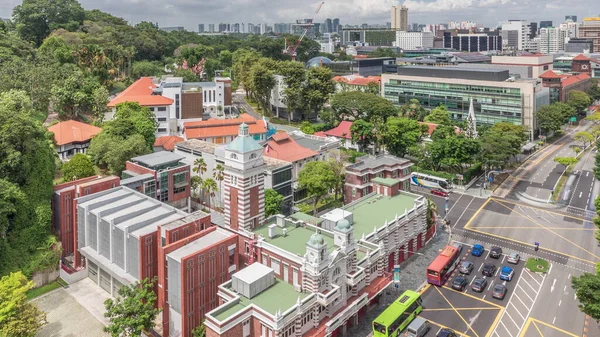 Singapur Hava Istasyonunun Yakınındaki Sokak Trafiği — Stok fotoğraf