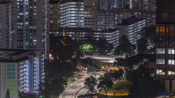 Singapur Gece Vakti Gökdelenleri Apartman Binaları Olan Gökdelenler Sokakta Trafik — Stok fotoğraf