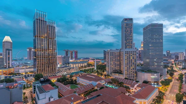 Βραδινό Πανόραμα Την Περιοχή Marina Bay Και Φωτισμένους Ουρανοξύστες Πόλη — Φωτογραφία Αρχείου