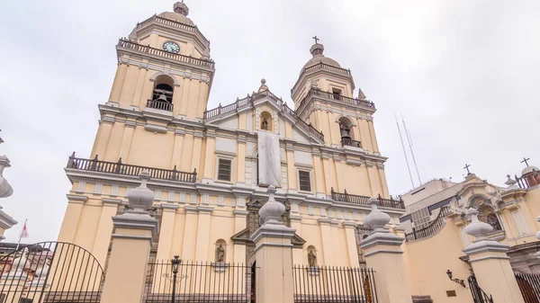Зовнішня Частина Базиліки Сан Педро Тімелапс Гіперлапс Побудована Товариством Ісуса — стокове фото