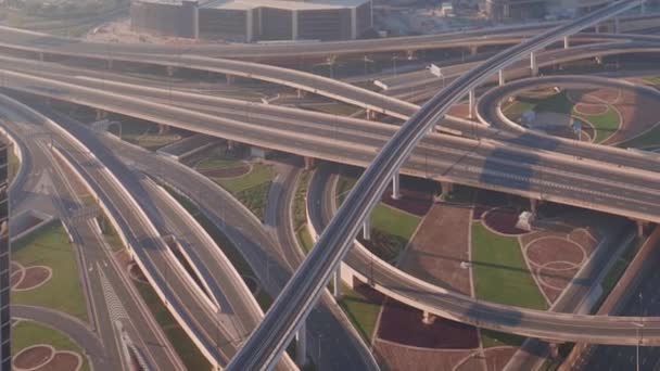 Aerial view of empty highway interchange in Dubai downtown. — Stock Video