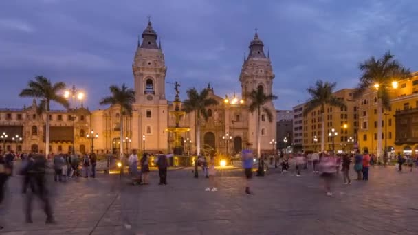 Fonte na Plaza de Armas dia a noite timelapse, também conhecido como a Plaza Mayor — Vídeo de Stock