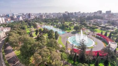 Havadan Park of the Reserve 'e. Sihirli su devresi ile. En büyük çeşme kompleks zaman dilimi.