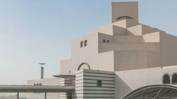 Qatar Museum Islamic Art Timelapse Its Man Made Island Doha — Stock Photo, Image