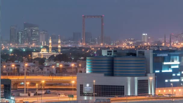 Dubai şehrinin ritmi havadan zaman ayarlı. — Stok video