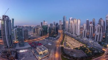 Dubai 'deki Panorama Panorama' da gece gündüz havadan zaman geçiyor..