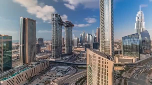 Luftaufnahme neuer Wolkenkratzer und hoher Gebäude im Zeitraffer — Stockvideo
