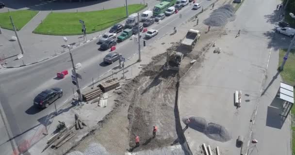 有轨电车交叉口、建筑工地的道路重建 — 图库视频影像
