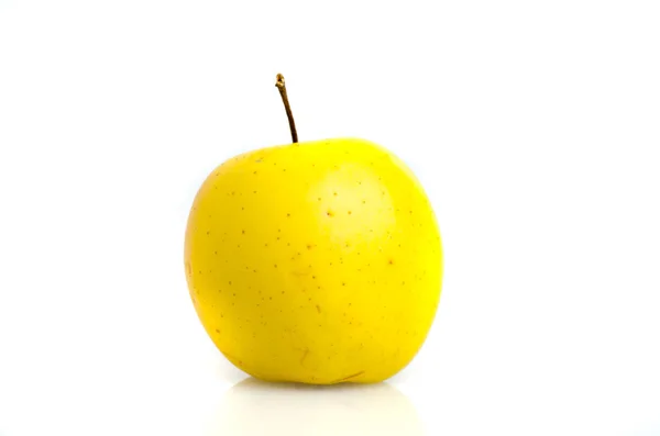 Golden apple close-up isolado no fundo branco — Fotografia de Stock