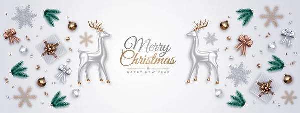 Realistische Decoratieve Kerstcompositie Met Zilveren Glazen Herten Dennentakken Geschenken Ornamenten — Stockvector