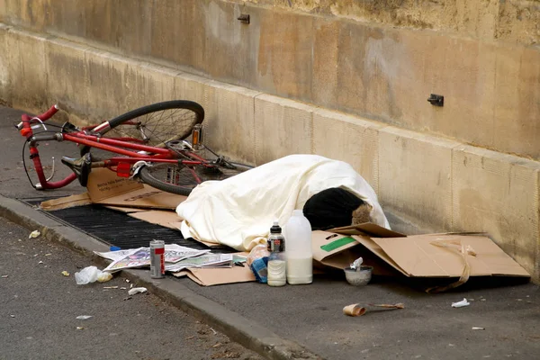 Dakloze Man Gewikkeld Een Deken Verenigd Koninkrijk — Stockfoto
