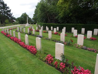 Allied Forces World War II Graves at the municipal cemetery in Amsterdam, The Netherlands