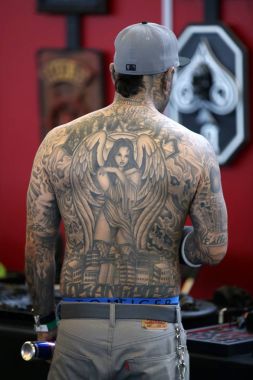 Amsterdam, Hollanda - 27 Mayıs 2017: RAI Kongre Merkezi uluslararası dövme Kongre Amsterdam 2017, katılımcı.