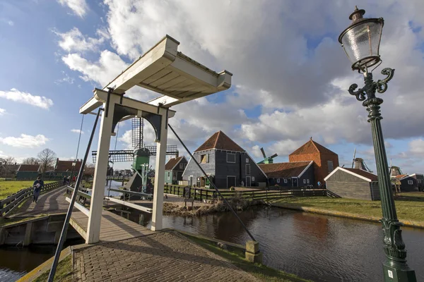 Puentes Edificios Tradicionales Zaanse Schans Zaandam Países Bajos —  Fotos de Stock